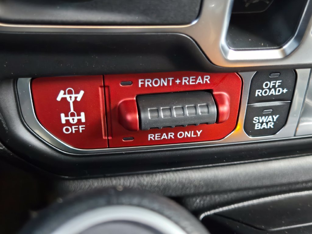 New 2026 Anvil Clear-Coat Exterior Paint Jeep Rubicon image 14