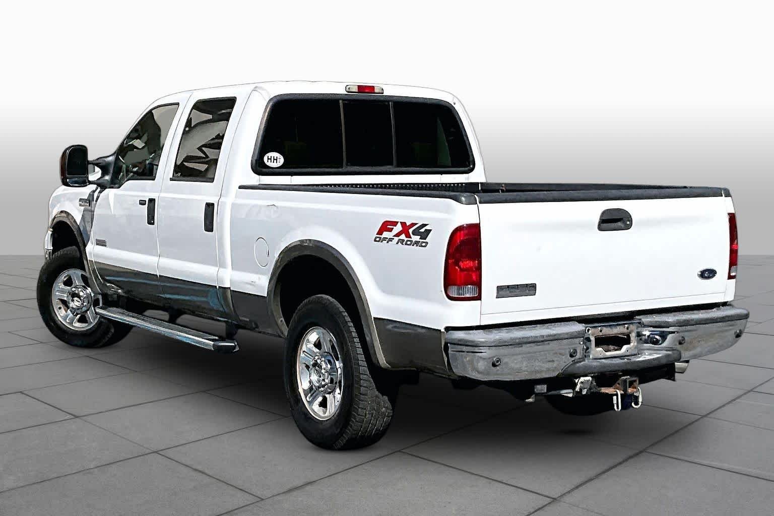 Used 2005  Ford Lariat image 11
