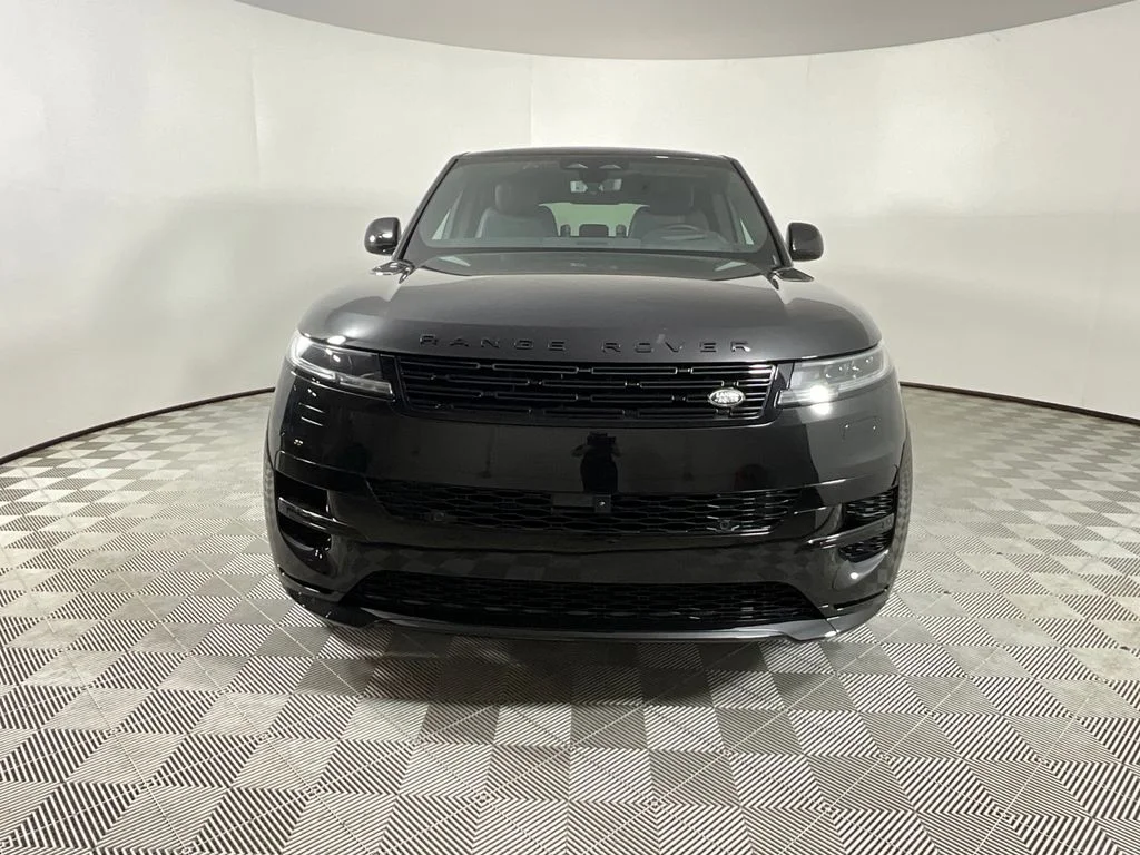New 2026 Santorini Black Land Rover Dynamic SE image 8
