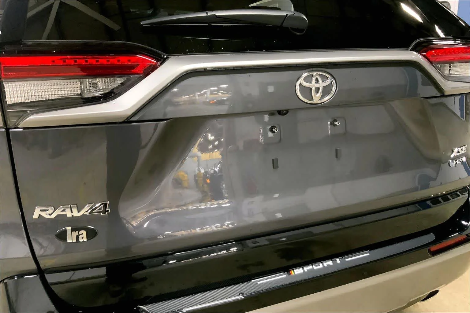 Used 2025 Magnetic Gray Metallic/Midnight Black Metallic Toyota Hybrid XSE image 31