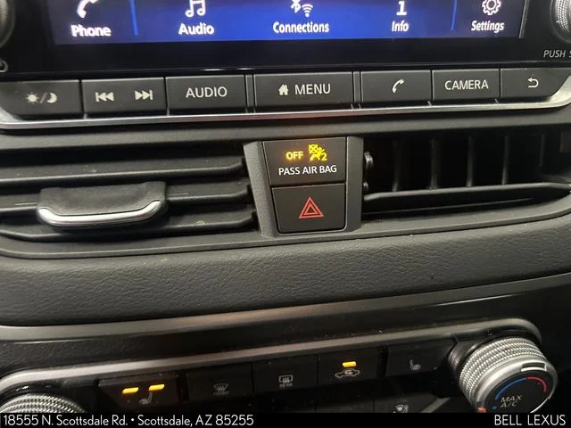 Used 2019 Red Nissan 2.5 SR image 24