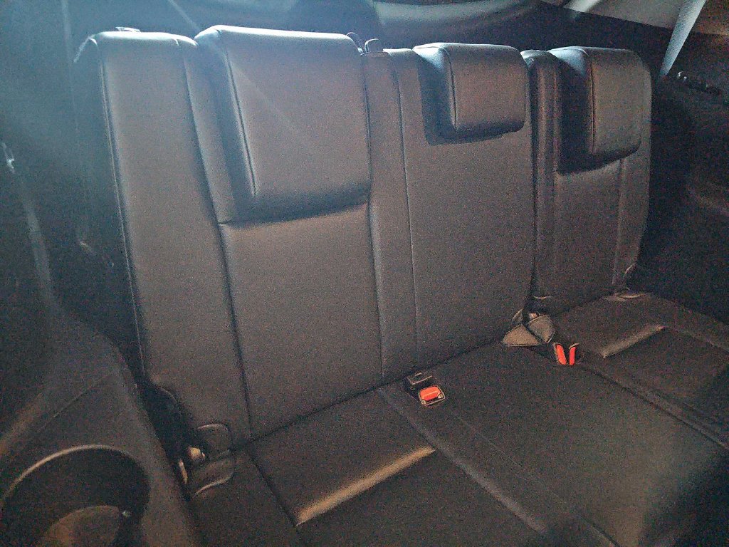 Used 2019 Black Toyota XLE image 7