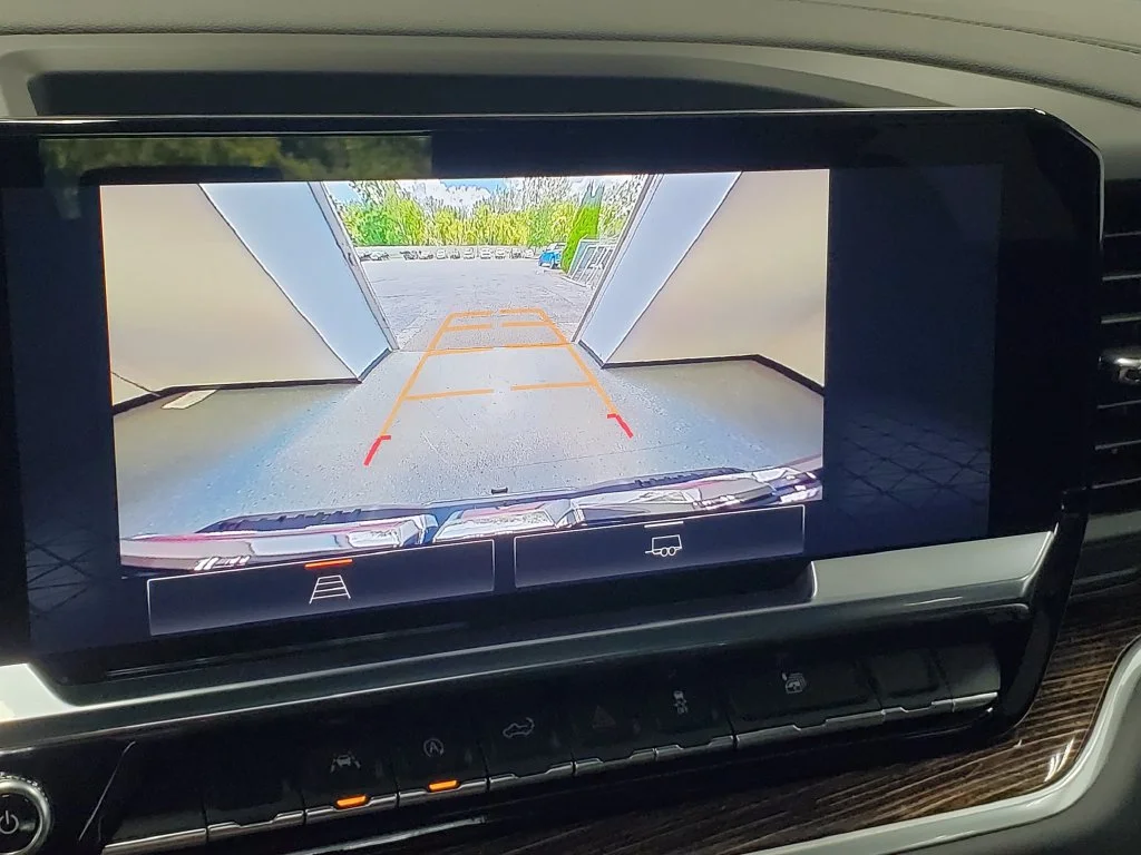 New 2026 Onyx Black GMC Elevation image 15