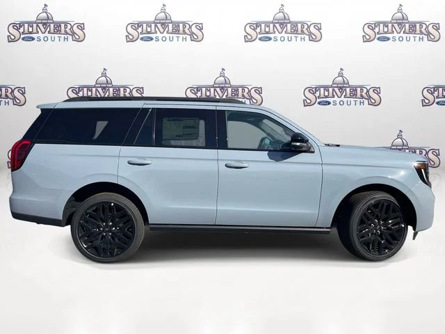 New 2026 Gray Ford Platinum image 2