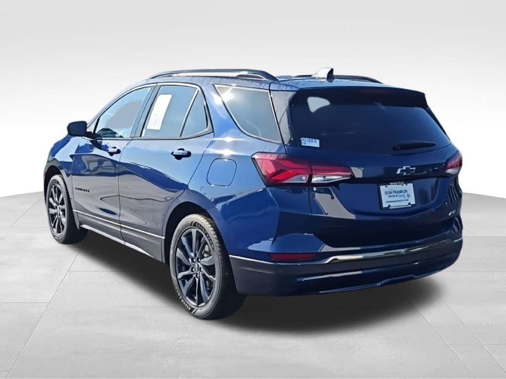 Used 2022 Blue Chevrolet RS image 7