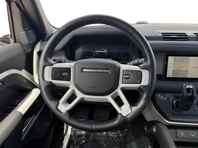 Certified Used 2024 Fuji White Land Rover S image 13