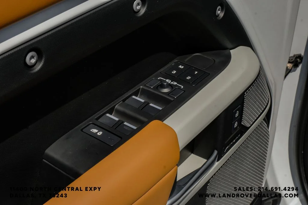 Used 2024 Fuji White Land Rover S image 53