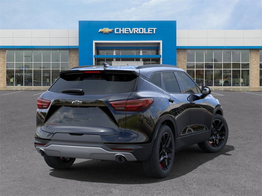 2025 Chevrolet Blazer 2LT photo 3