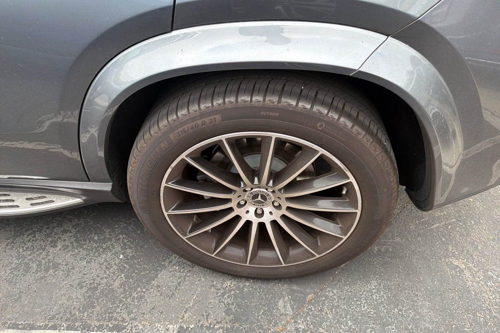 Used 2020 Gray Mercedes-Benz GLE 350 image 7