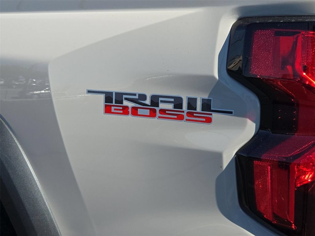 2026 Chevrolet Colorado Trail Boss - Photo 23
