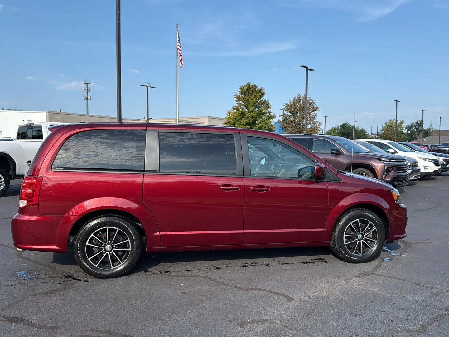 Used 2019 Red Dodge SE Plus image 6