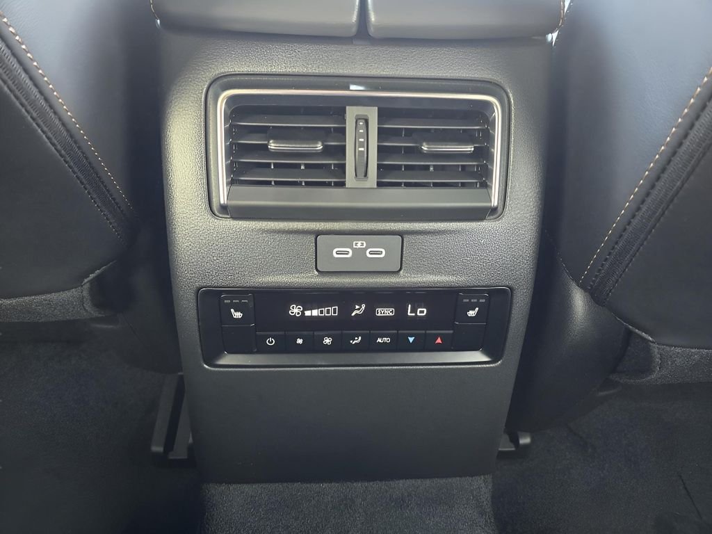 New 2026 Jet Black Mica Mazda 3.3 Turbo S Premium image 28