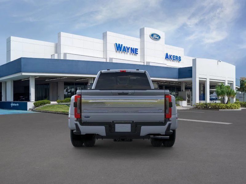 New 2026 Glacier Gray Metallic Tri-Coat Ford Platinum image 5