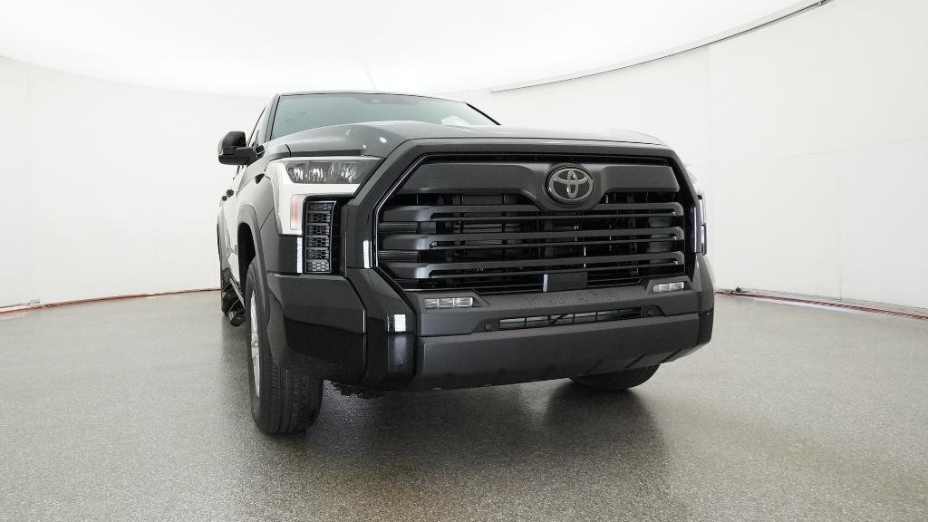 New 2026 Midnight Black Metallic Toyota SR5 image 38