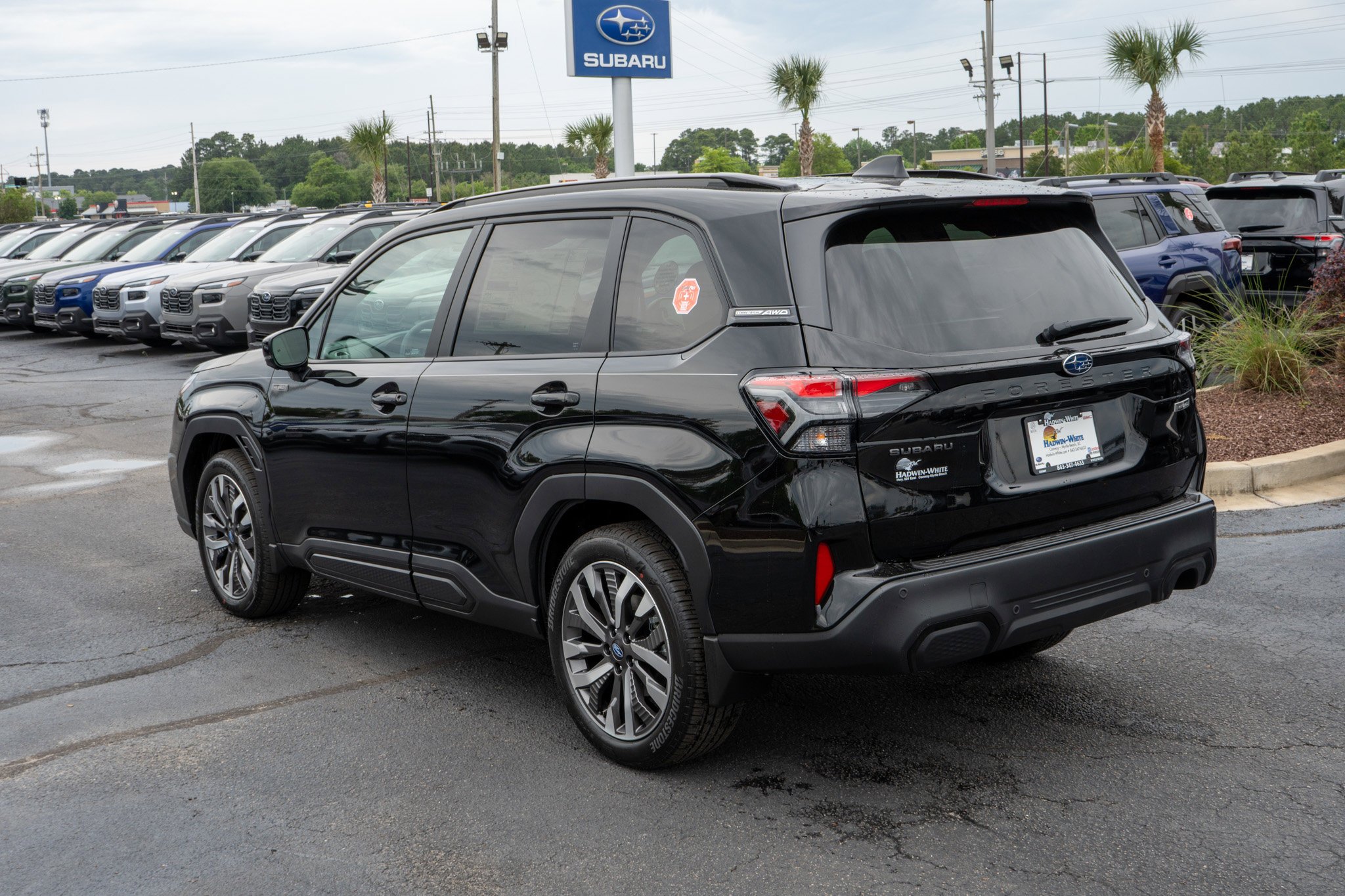 New 2026 CRYSTAL BLACK SILICA Subaru Touring Hybrid image 5
