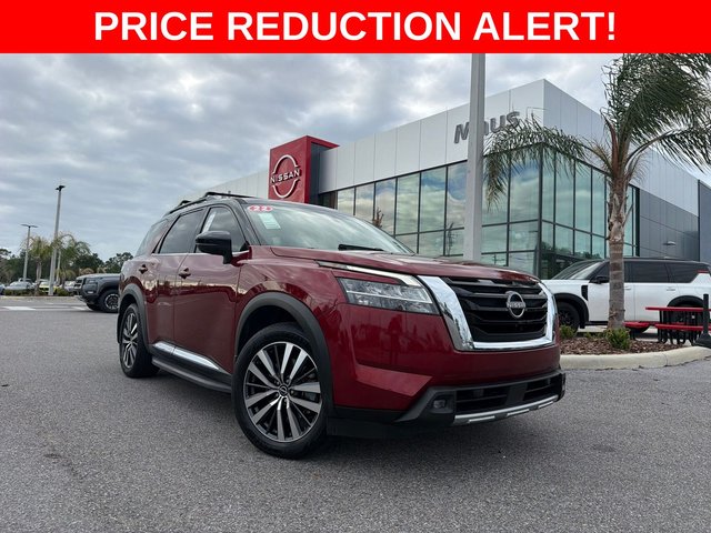 2022 Nissan Pathfinder Platinum