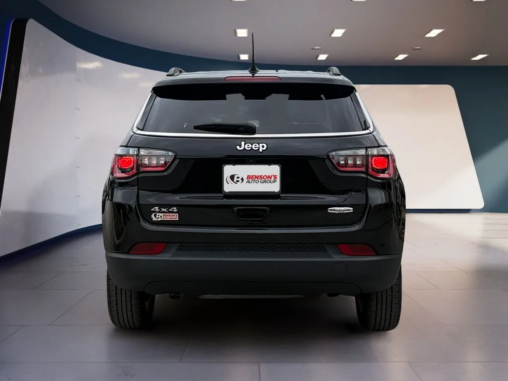 Used 2024 Black Jeep Latitude image 4