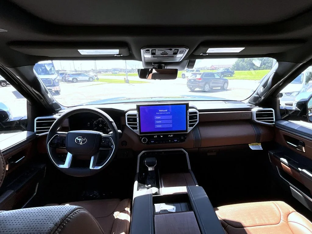 2025 Toyota Tundra 1794 Edition - Photo 17