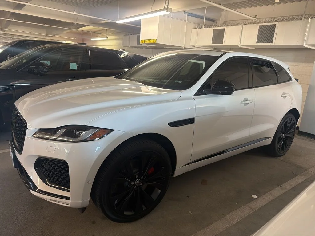 2026 Jaguar F-PACE P400 R-Dynamic S's photo