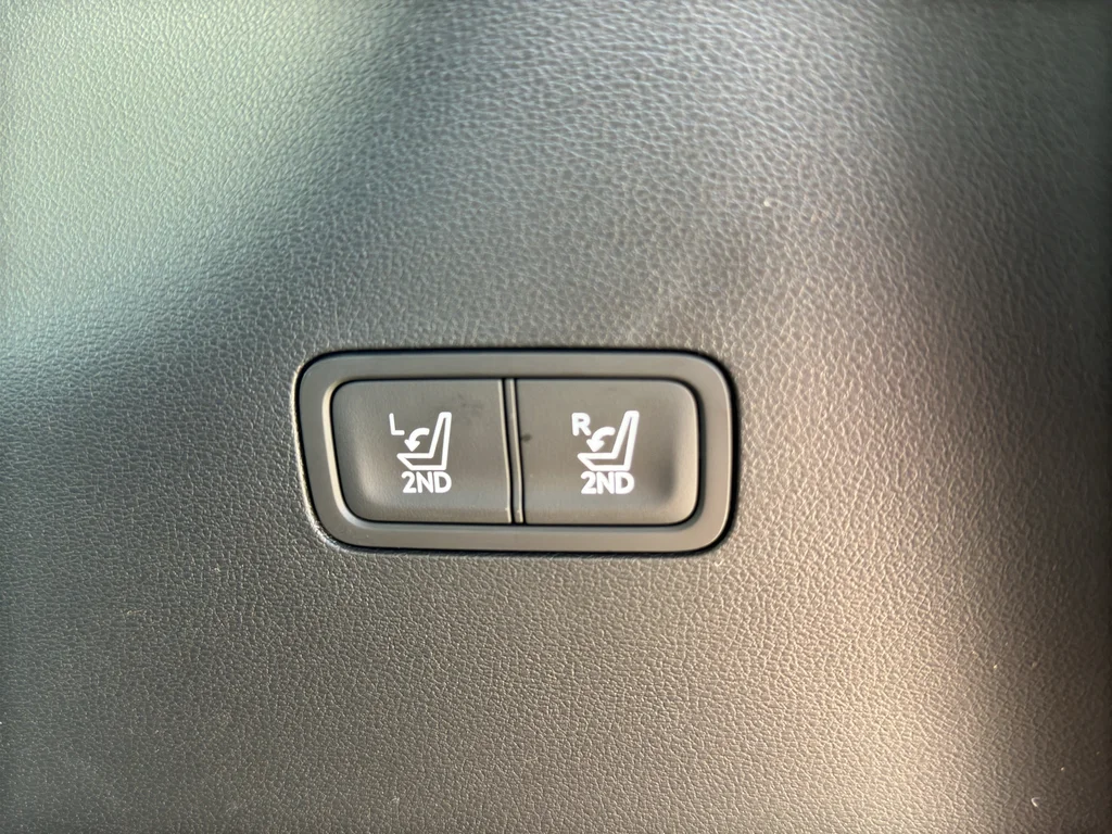 New 2026 Serenity White Hyundai XRT image 35