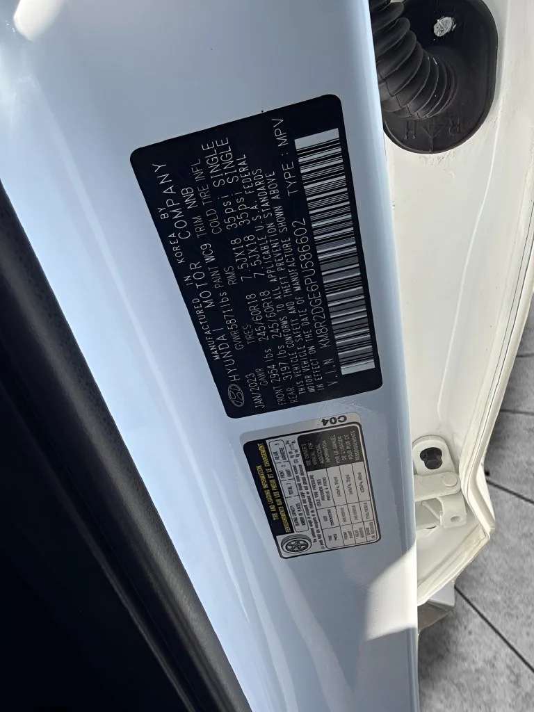 Used 2023 White Hyundai SEL image 34