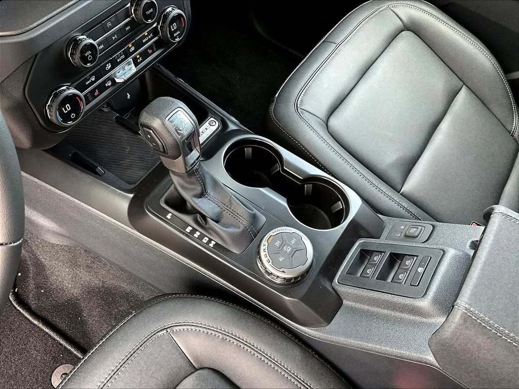 New 2026 Avalanche Gray Ford Big Bend® image 23
