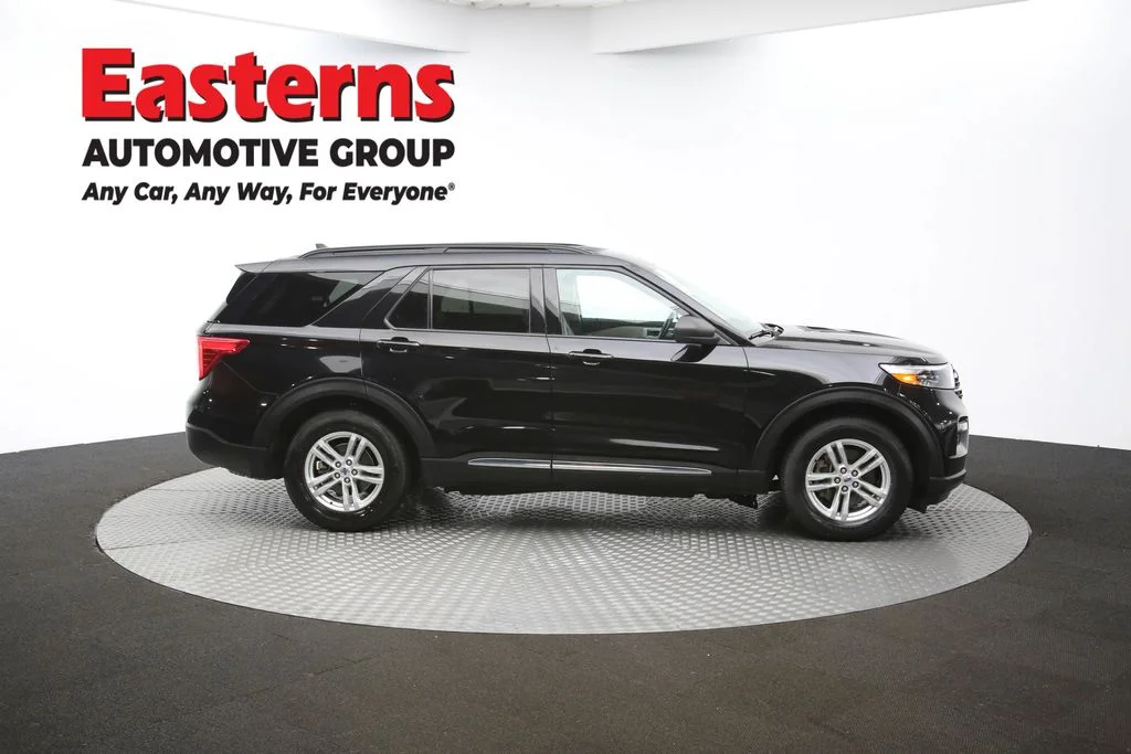 Used 2023 Black Ford XLT image 45