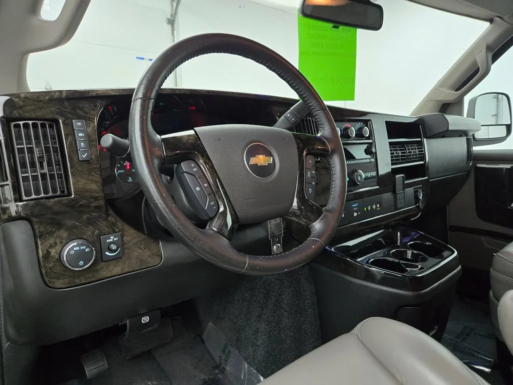 Used 2023 Special Exterior Color Chevrolet WT image 21
