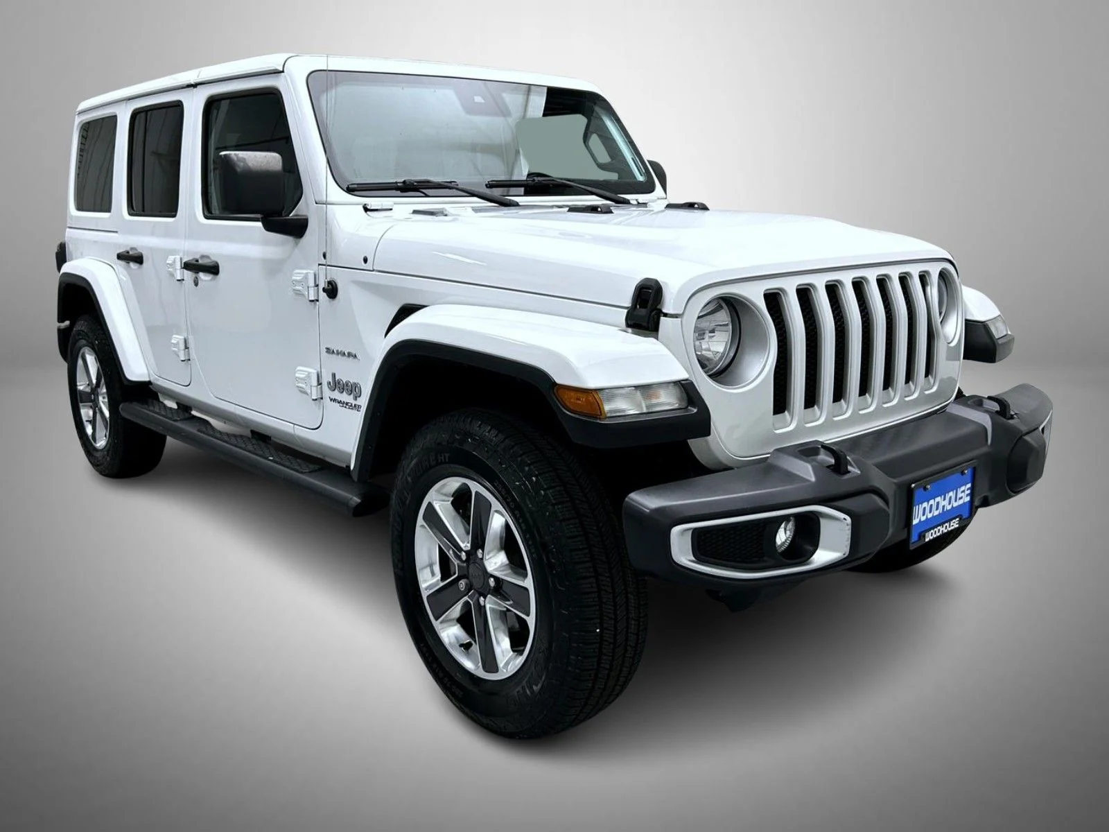 Used 2019 White Jeep Unlimited Sahara image 3