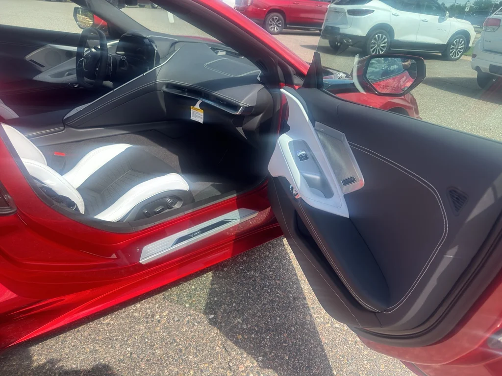 Used 2024 Red Mist Metallic Tintcoat Chevrolet 2LT image 13