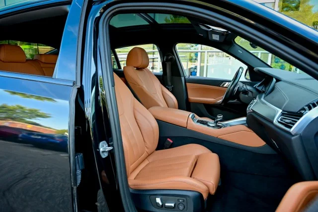 Used 2022 Black Sapphire Metallic BMW xDrive40i, M-Sport Pckge, Extra Clean, Loaded!!!! image 26