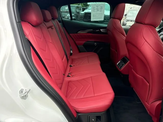 Used 2025 Bianco Maserati Modena image 10