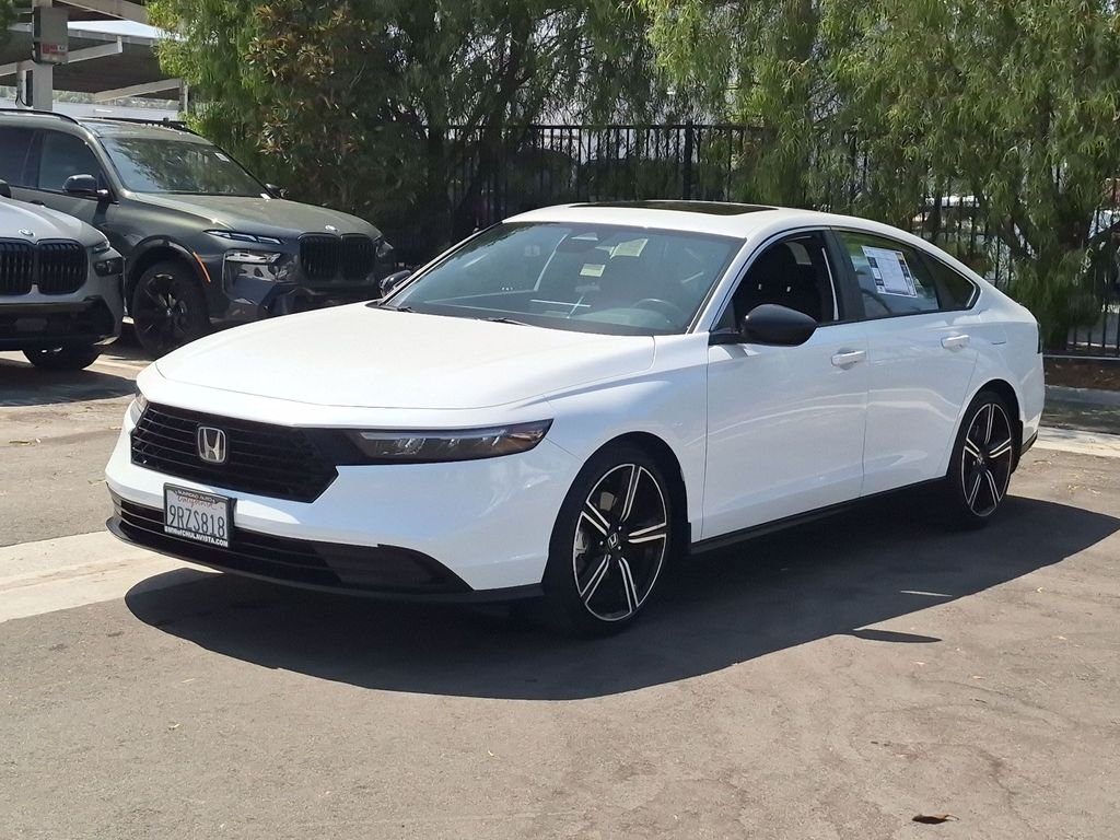 Used 2024 White Honda Sport image 2