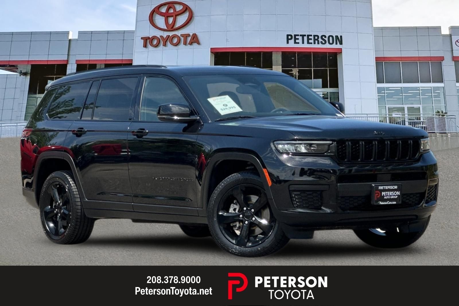Used 2023 Black Jeep Altitude image 1