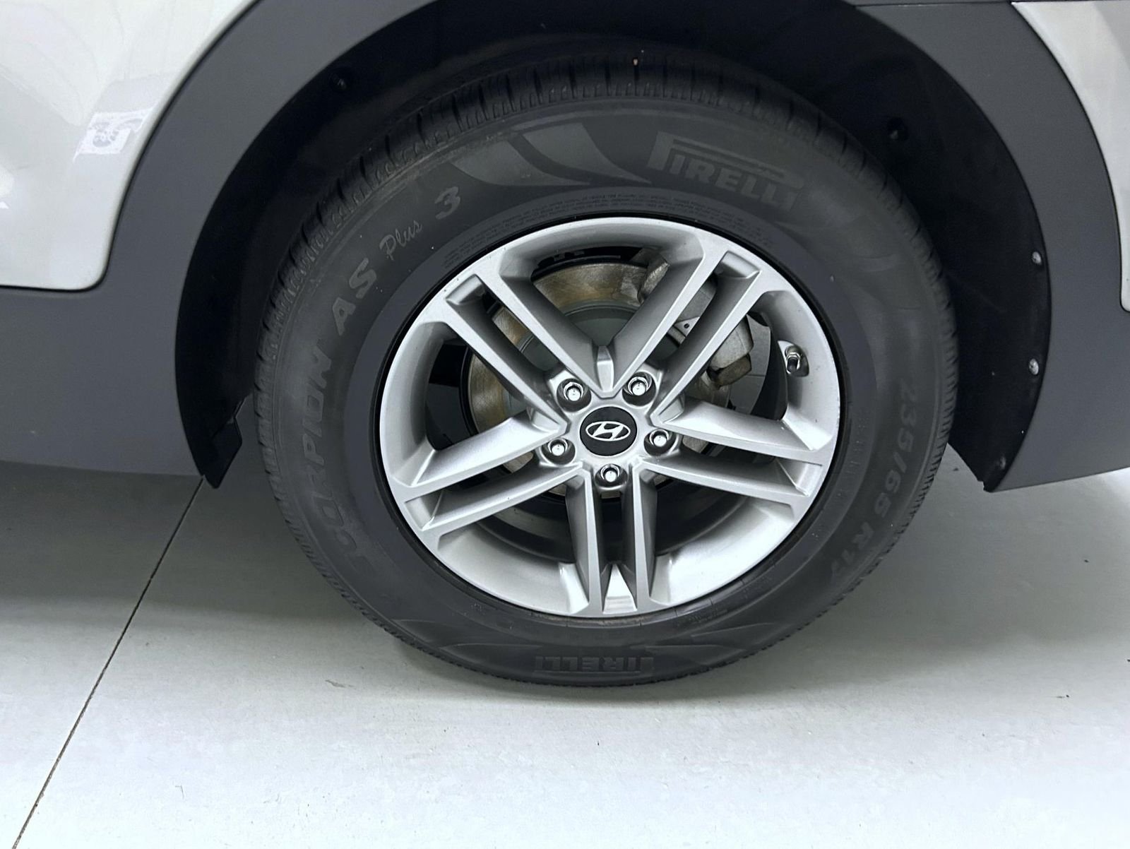 Used 2018 Gray Hyundai 2.4 Base image 22
