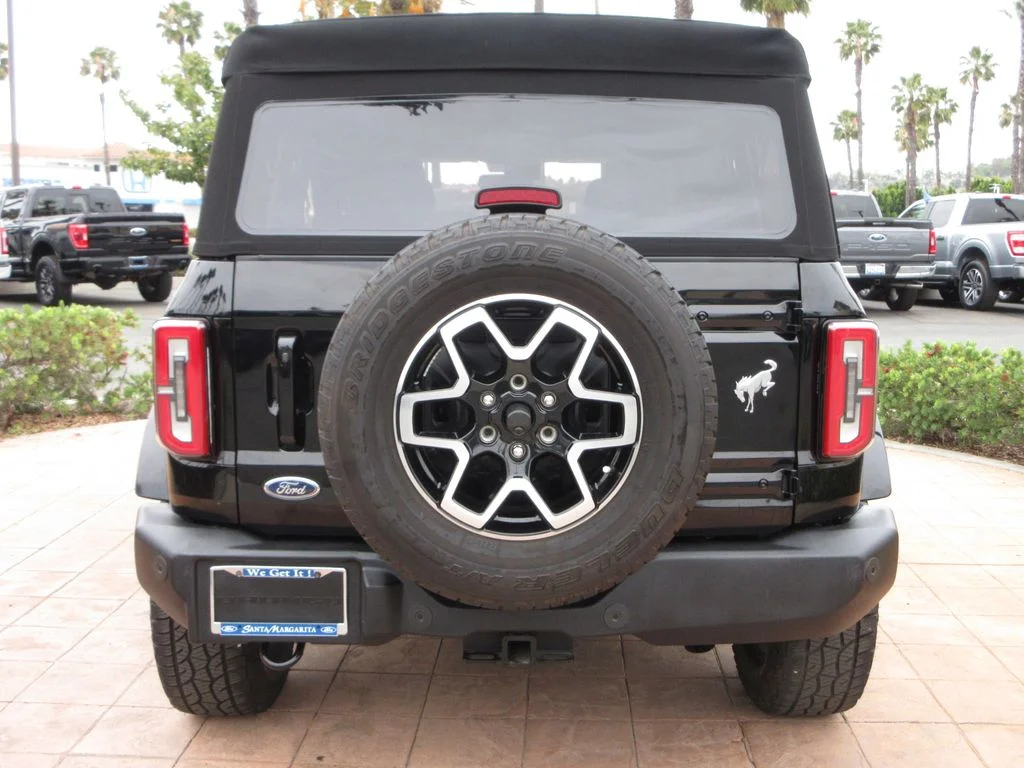 Certified Used 2022 Shadow Black Ford Outer Banks image 3