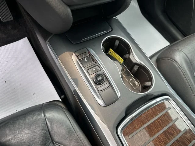 Used 2018 White Diamond Pearl Acura 3.5L image 24
