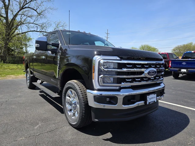 2026 Ford Super Duty F-350 SRW LARIAT