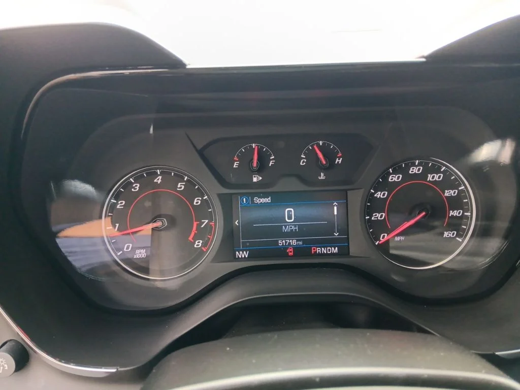 Used 2021 Summit White Chevrolet 1LT image 22