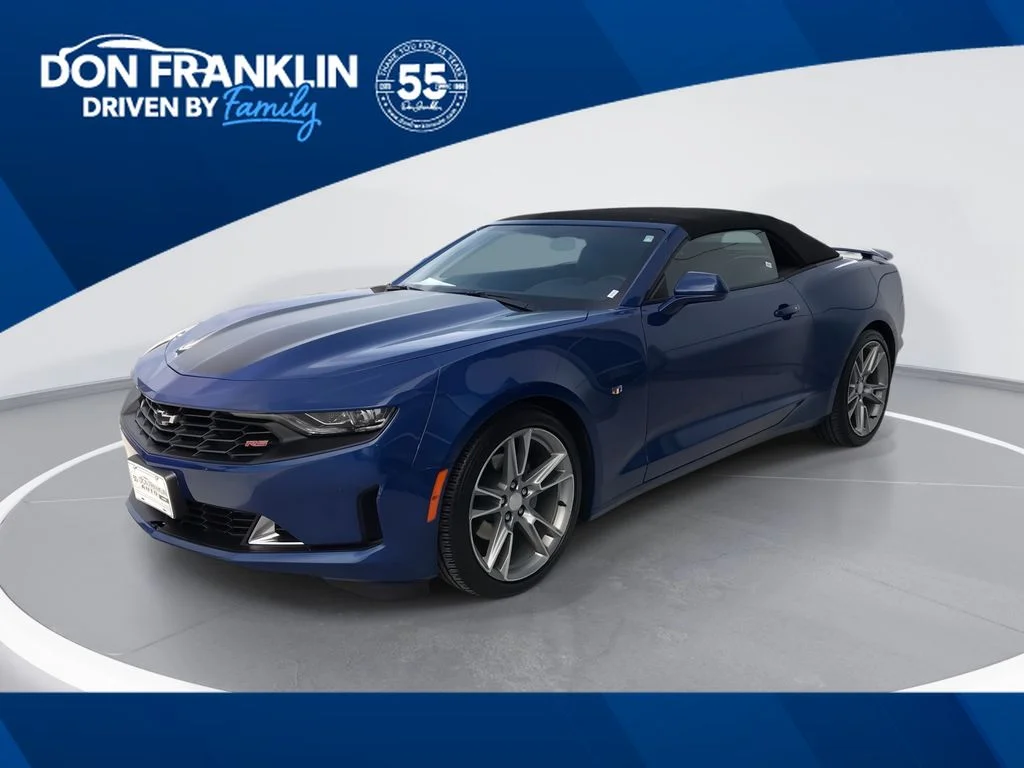 Used 2022 Blue Chevrolet 2LT image 1