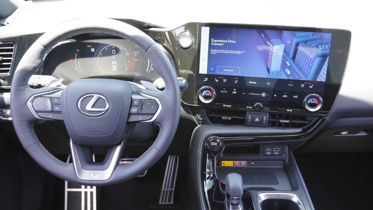Certified Used 2024 ULTRA WHITE Lexus NX 350 F SPORT Handling image 30