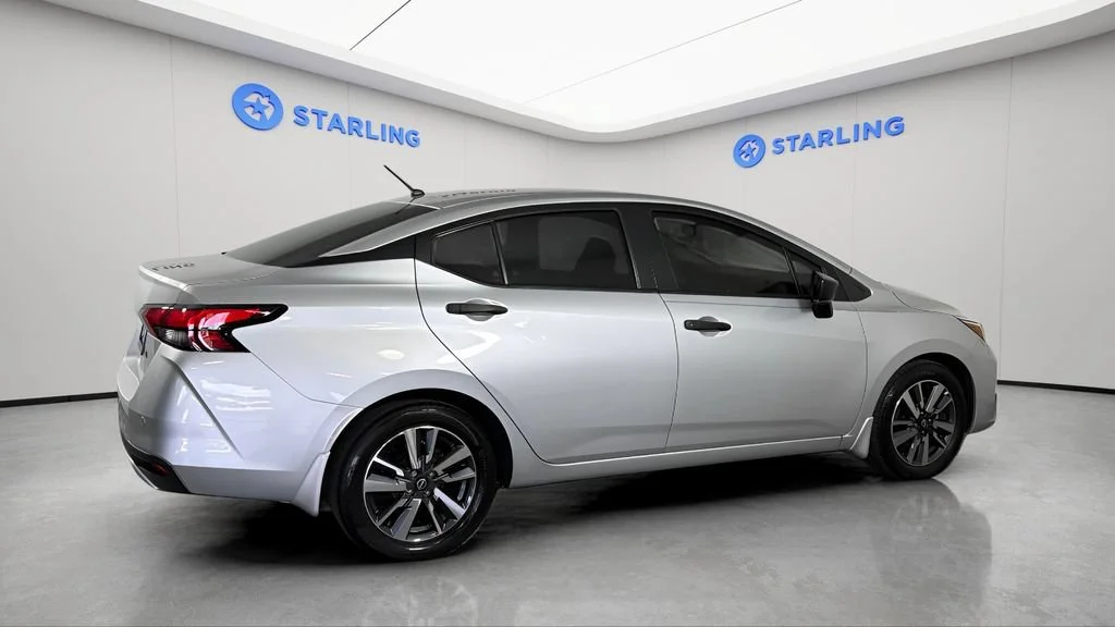 Used 2024  Nissan S image 10