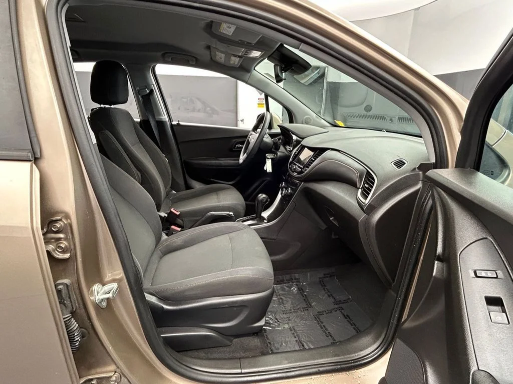 Used 2018 Sandy Ridge Metallic Chevrolet LS image 38