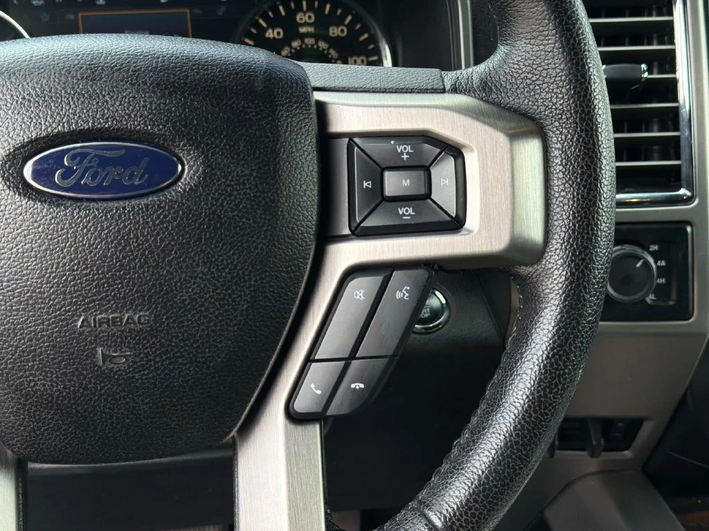 Used 2015 Tuxedo Black Metallic Ford Platinum image 29
