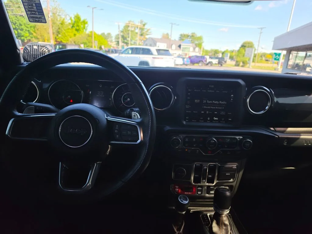Used 2021 Gray Jeep Unlimited Rubicon 392 image 11