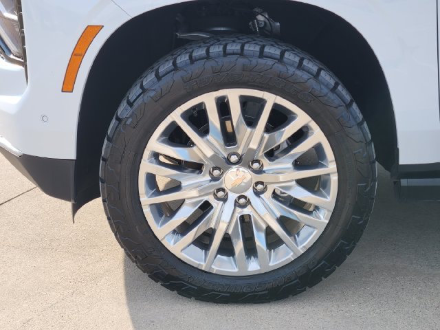 Used 2026 Polar White Tricoat Chevrolet High Country image 16