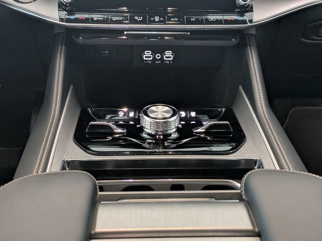 New 2026 High Gloss Black Exterior Paint Jeep Limited image 19