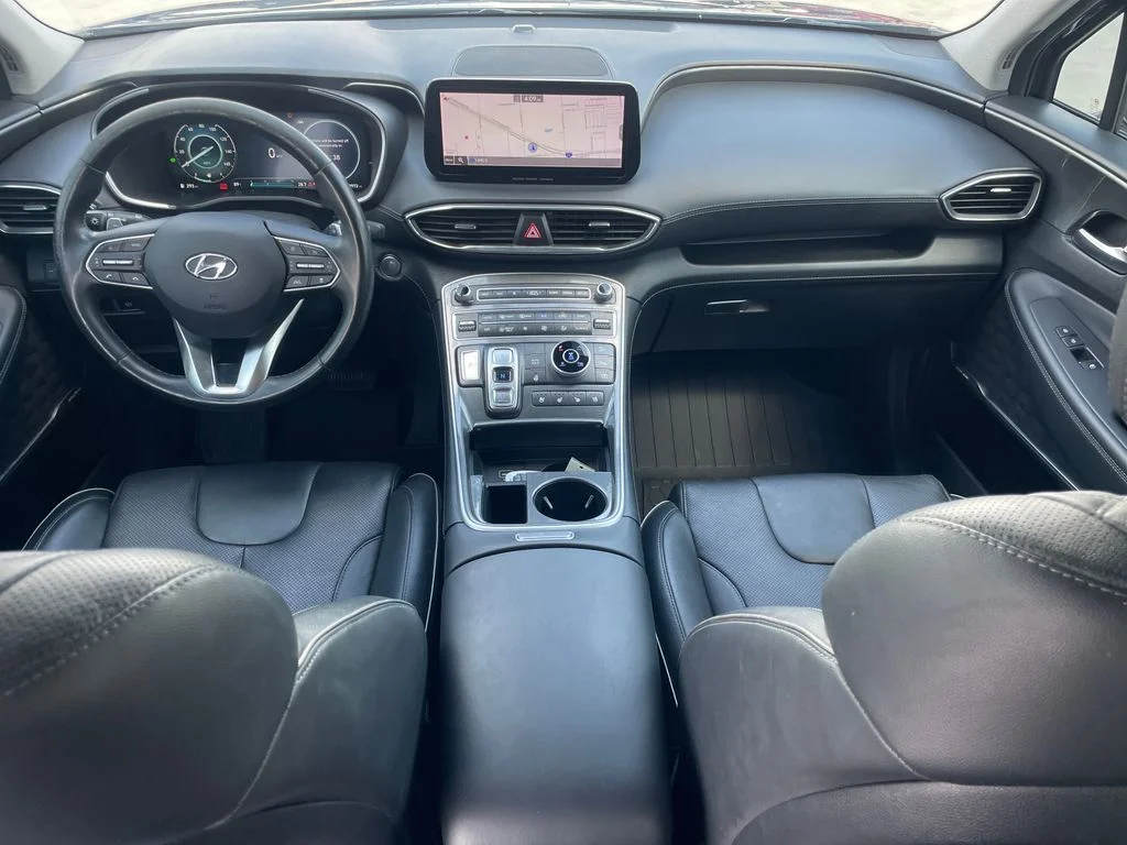 Used 2021 Black Hyundai Limited image 9