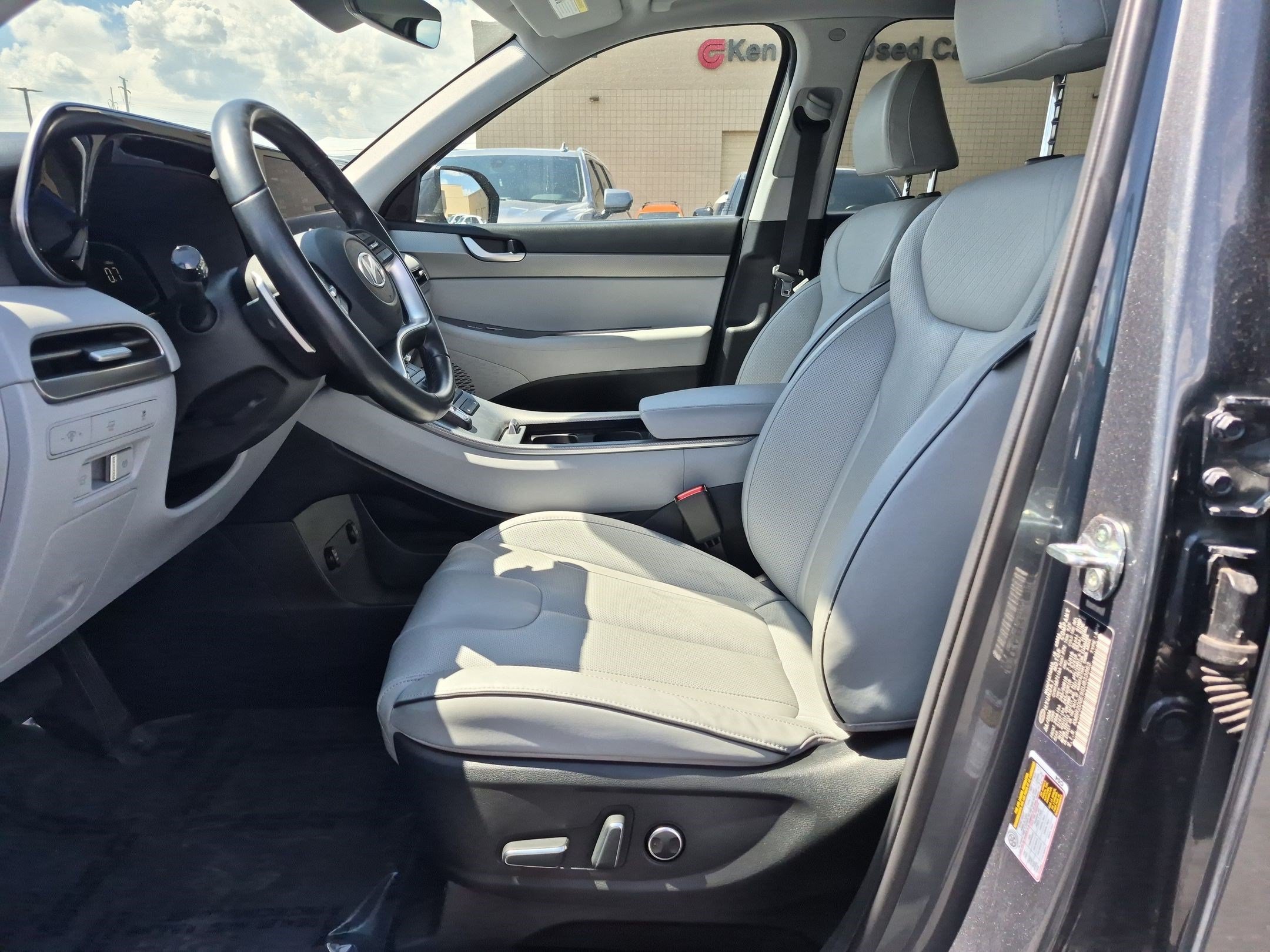 2025 Hyundai Palisade SEL - Photo 15