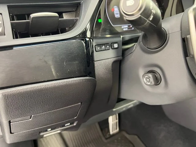 Used 2022 Silver Lexus 350 F Sport image 20